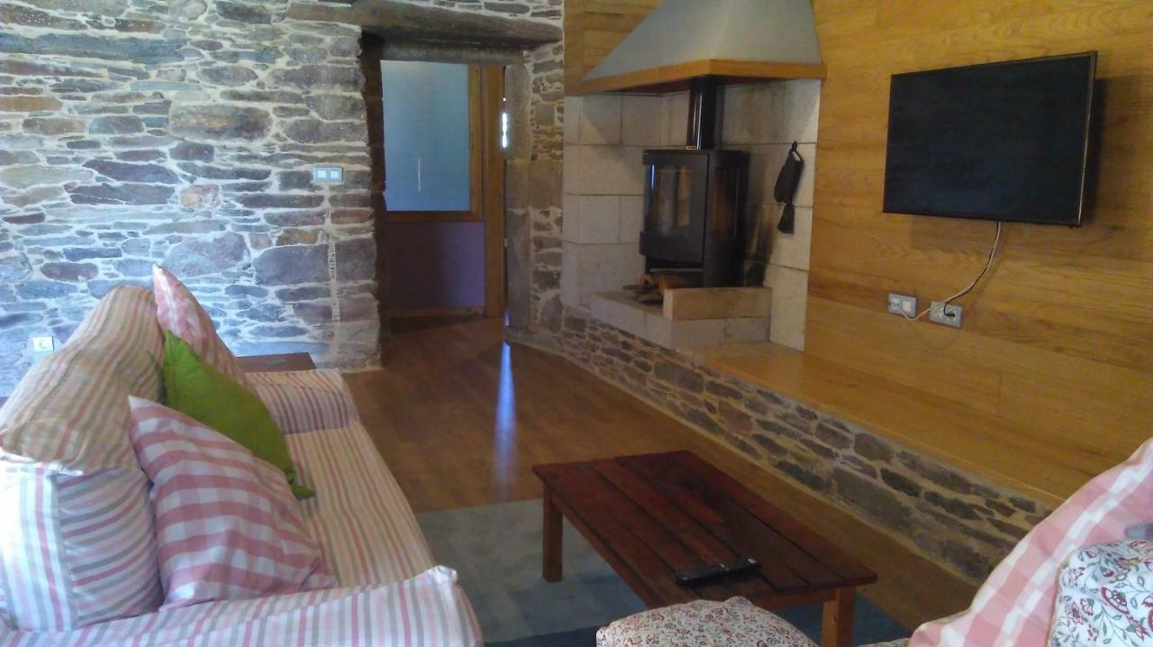 Casa Do Grilo Guest House Monfero Eksteriør bilde