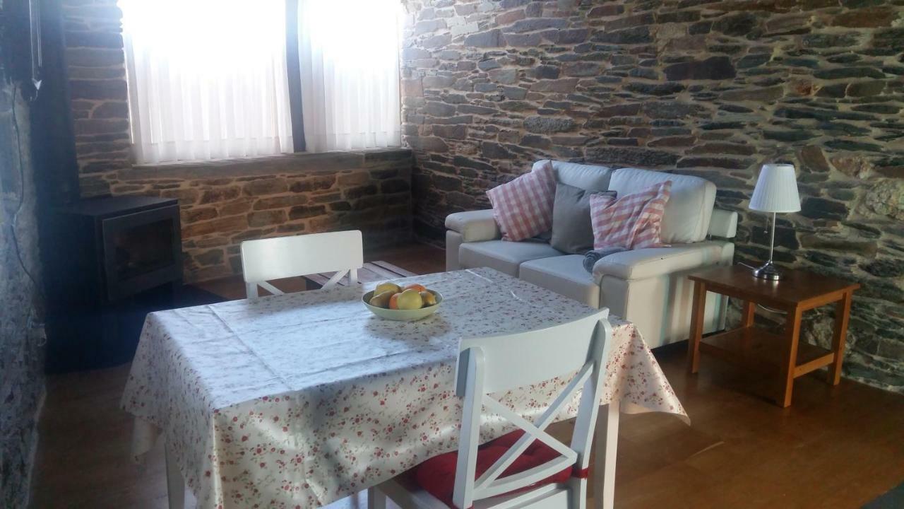 Casa Do Grilo Guest House Monfero Eksteriør bilde